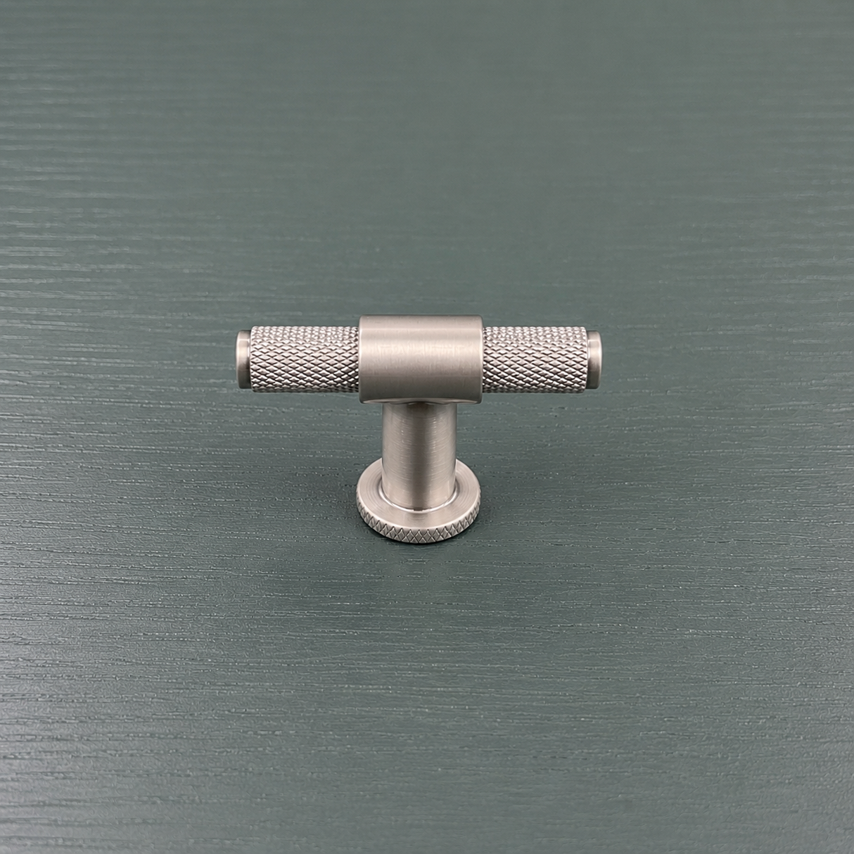 HARLEY & WAGER, Chelmsford Knurled T-Knob Handle, Centre Fixing