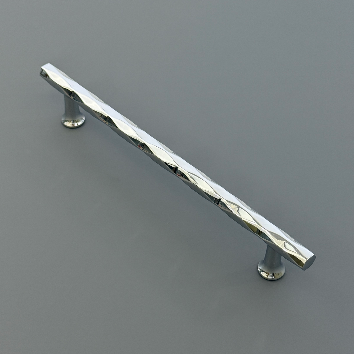 HARLEY & WAGER, Hexham Bar Handle, 320mm Centres