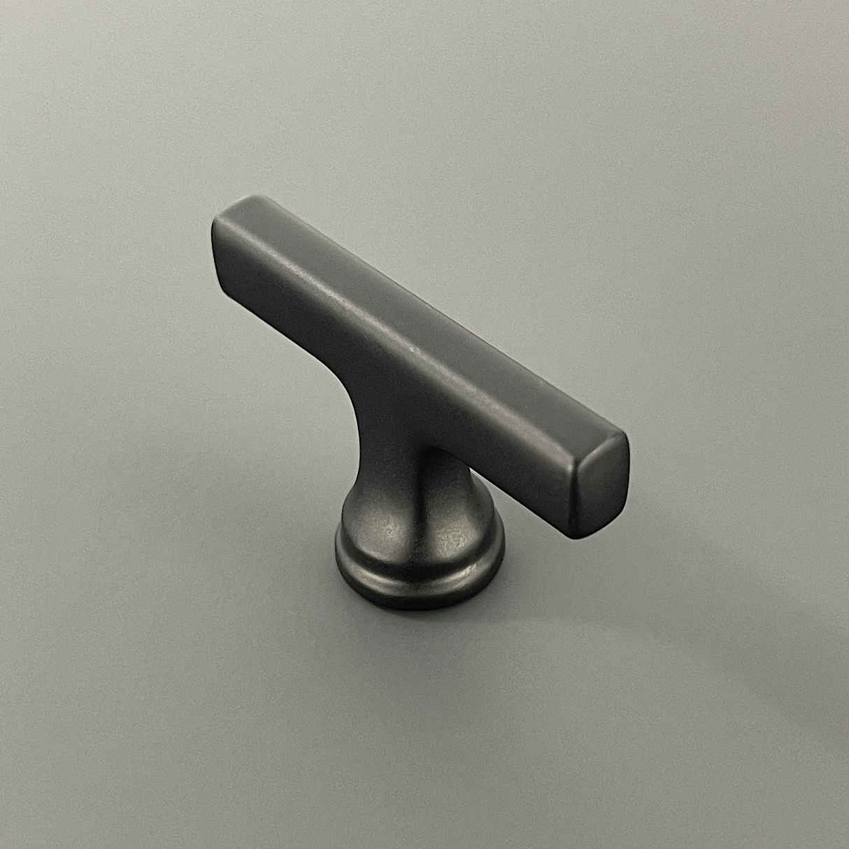 HARLEY & WAGER, Aintree Smooth Bar Handle, Knob Handle