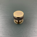 HARLEY & WAGER, Chelmsford Knurled Knob Handle, Centre Fixing